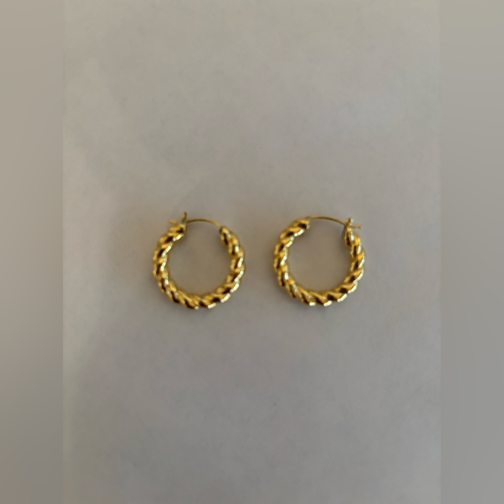 Gorjana Crew Gold Hoop Earrings